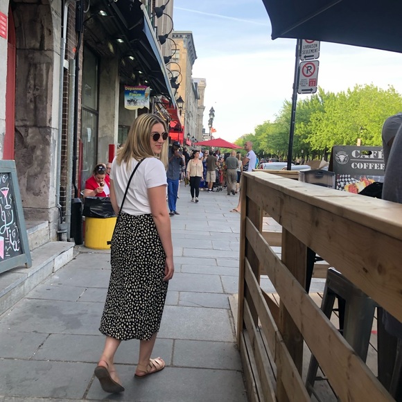 Max Studio mid length slip skirt - Picture 3 of 3